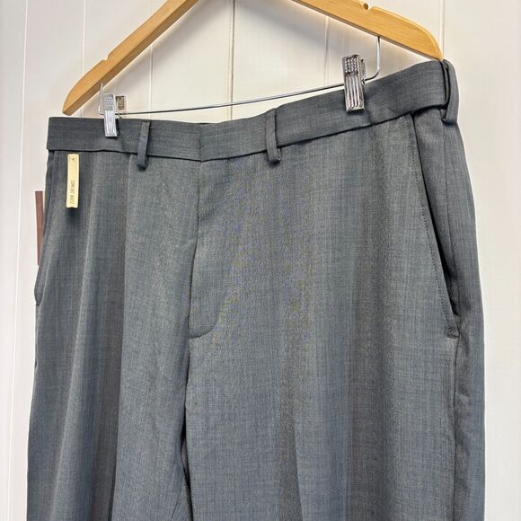 Haggar Straight Fit Men Corpcore Career Dress Pants Size 38X30 Gray Professional - Picture 8 of 10
